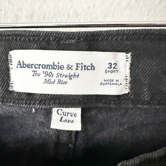 Abercrombie & Fitch 90s Straight Mid Rise Curve Love Jeans Women’s Size 32 SHORT - Picture 6 of 15